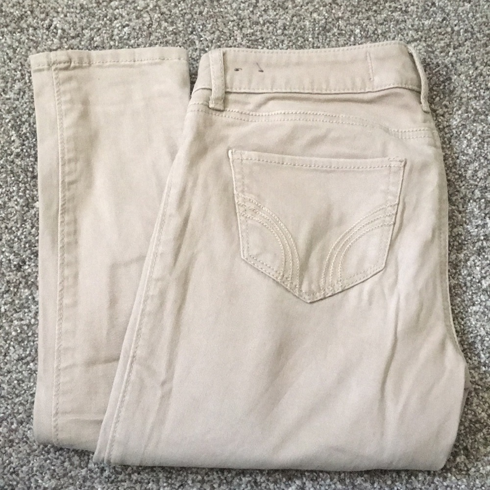 Tan Hollister skinny jeans size 25